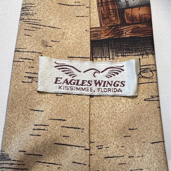 Florida Gators Silk Tie with Football and Helmet Design - Picture 3 of 9